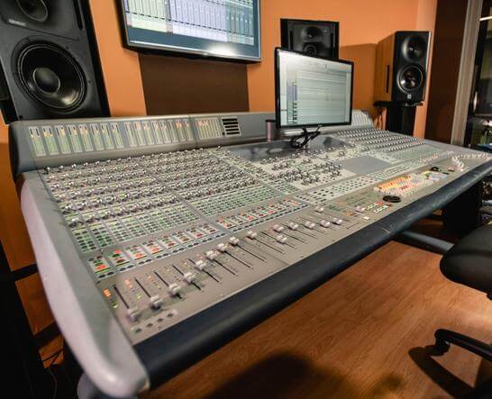 546 x 443 px LANDING PAGE BARCELONA AUDIO 1