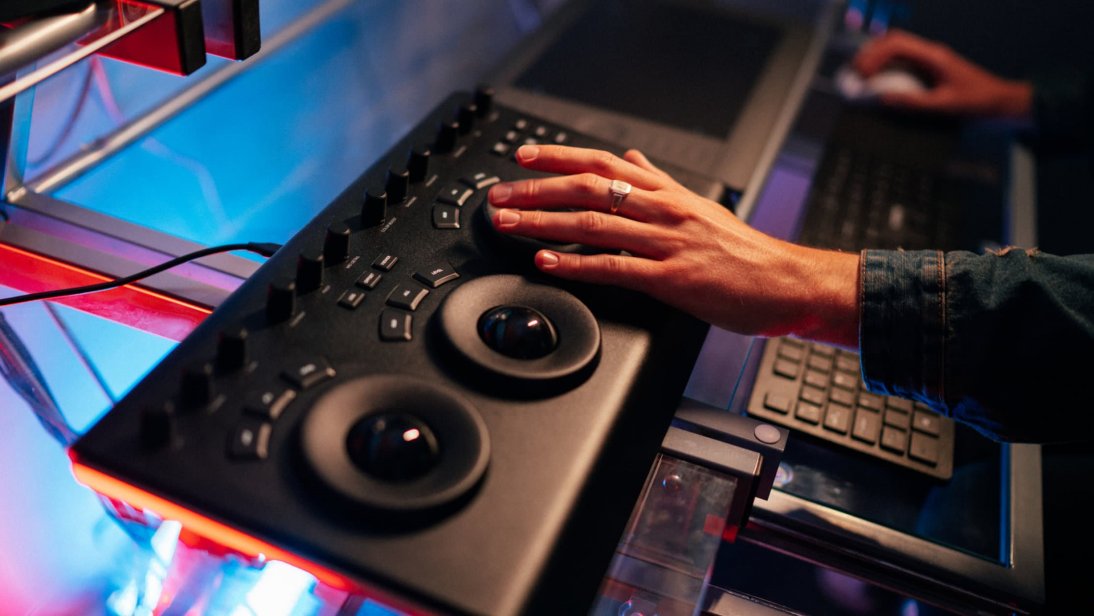 Modern-Slavery-Statement-SAE DJ Student at SAE