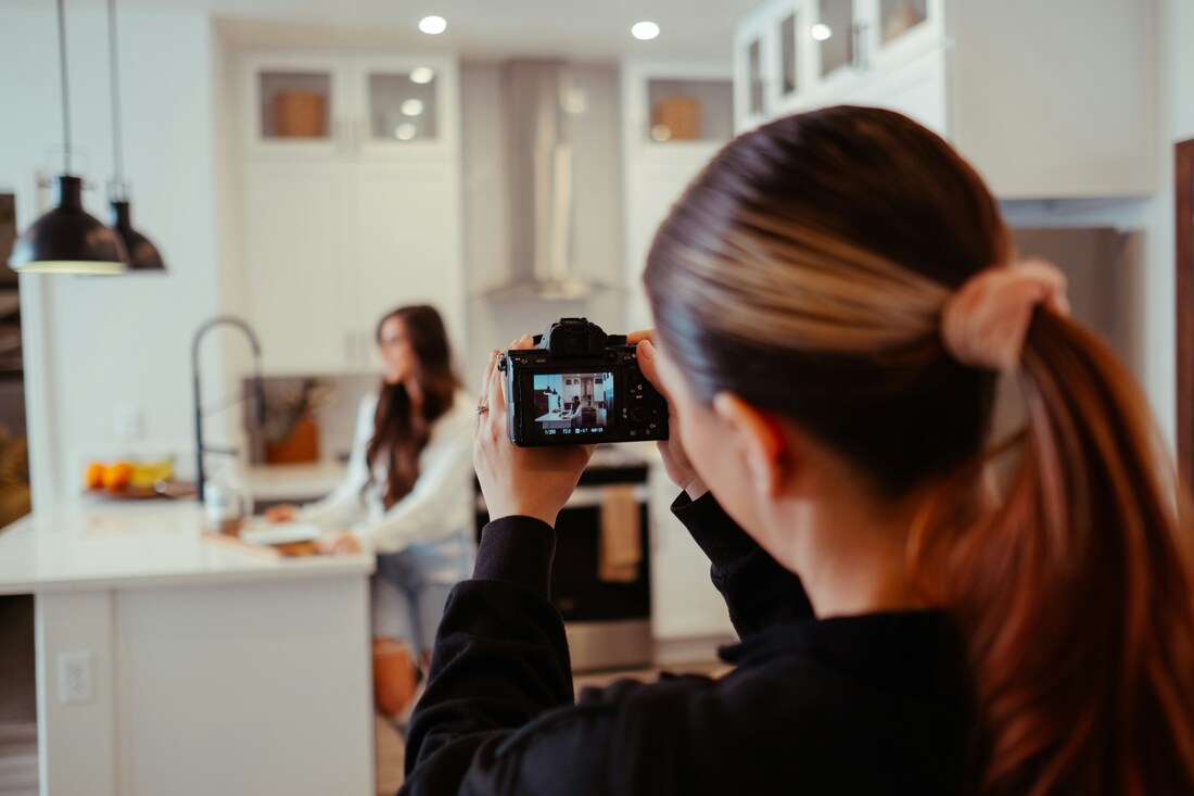 Freelance Vs In house as a content creator