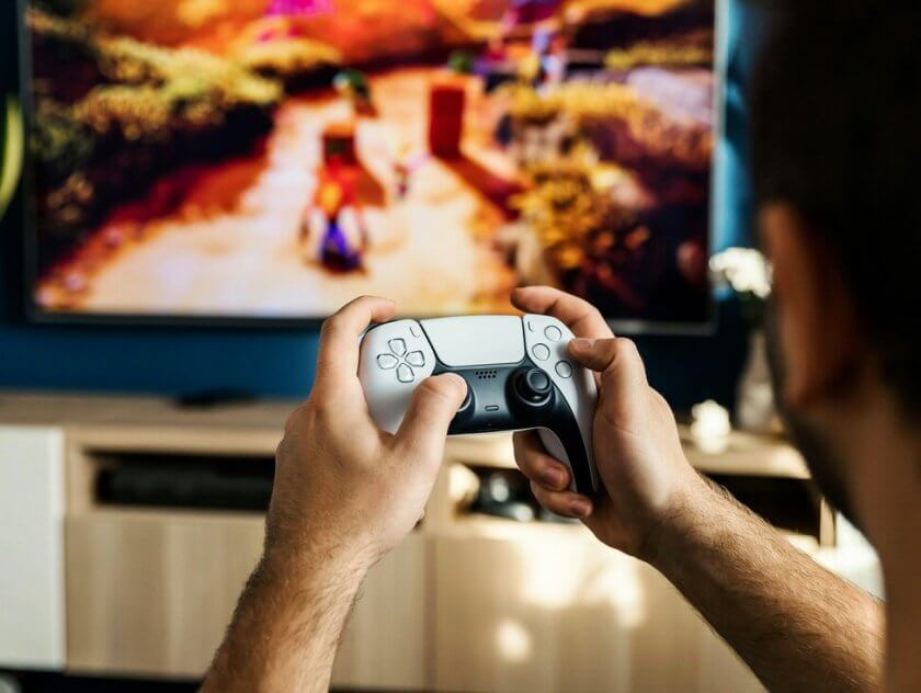 SAE's Guide to Narrative Design: Storytelling in Interactive Environments
