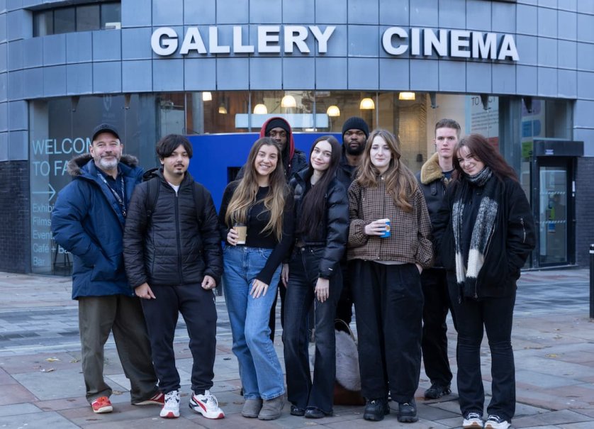 SAE Students Turn Gallery Visit into Creative Content Lab