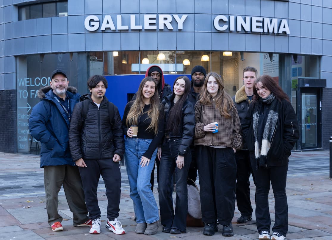 SAE Students Turn Gallery Visit into Creative Content Lab