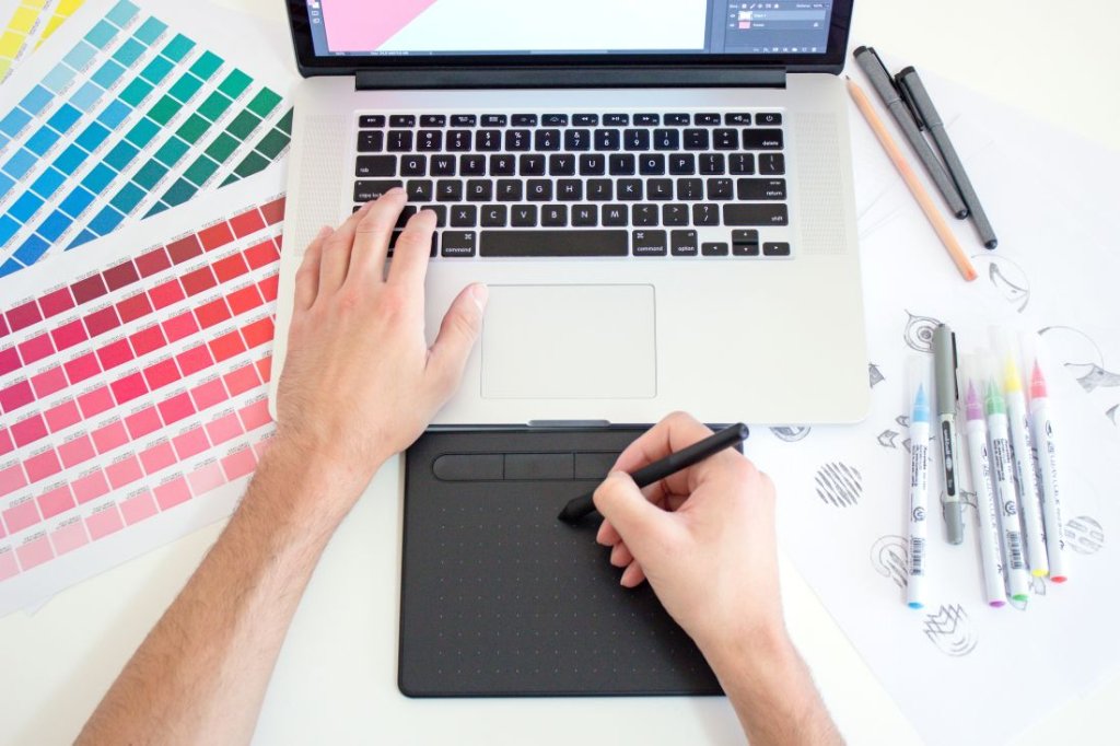 How AI is Transforming Graphic Design, Motion Graphics and Multimedia Production SAE