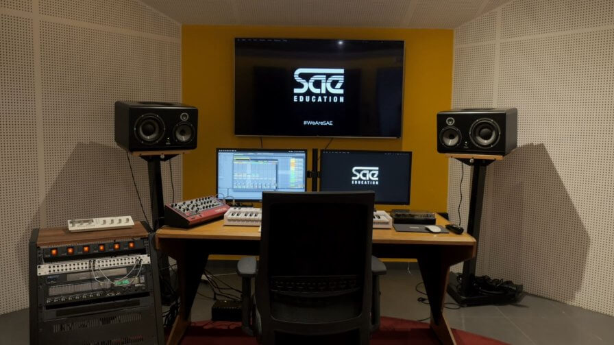 emp suite 4