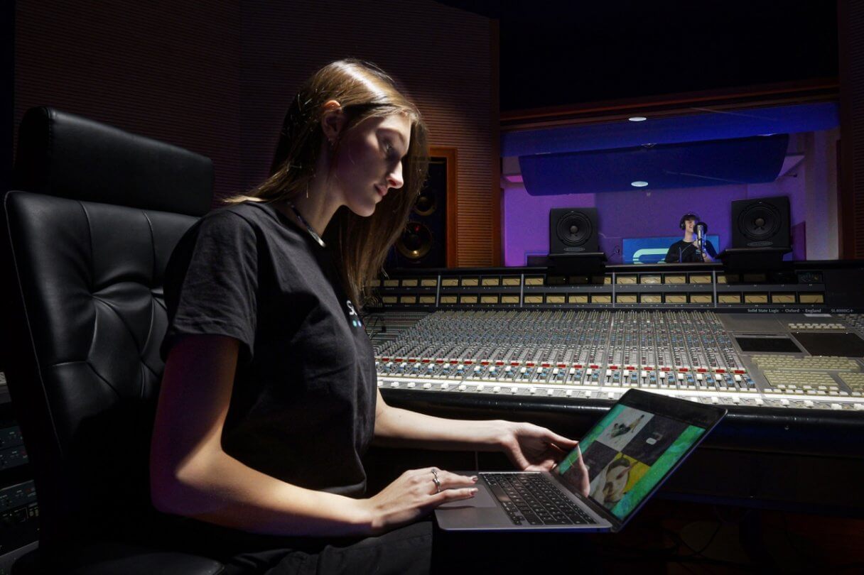 MusicBusiness_2.V2jpg Large