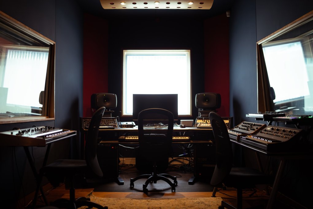 SAE Amsterdam Studio 4 Electronic Music Production Studio